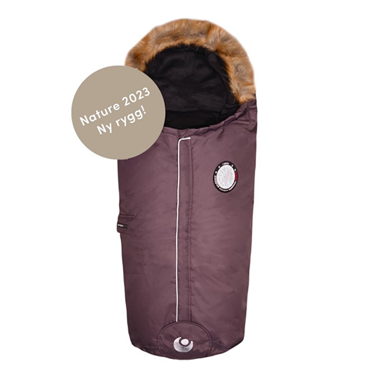 Nature 2023 Vinterpose Dark Lavender